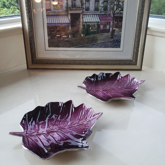 Leaf Cut Out Home Decorative Plates Porcelain Accent Tableware Color: Purple NWT - Picture 2 of 7